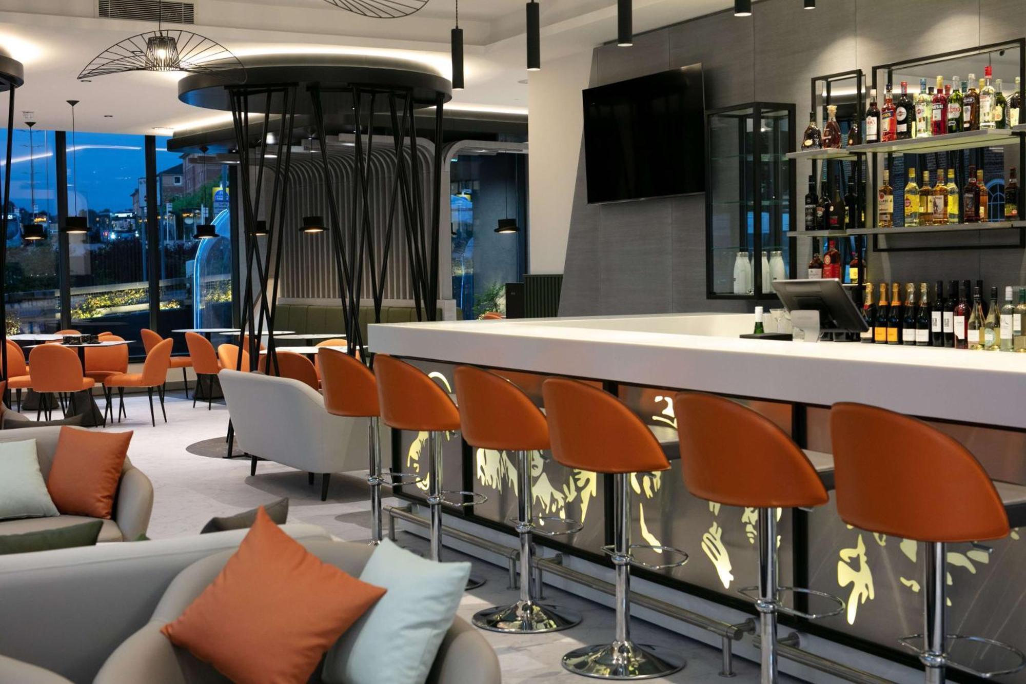 Spark By Hilton Luton 4*