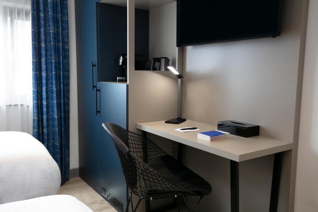 Spark By Hilton Luton Hotel 4*
