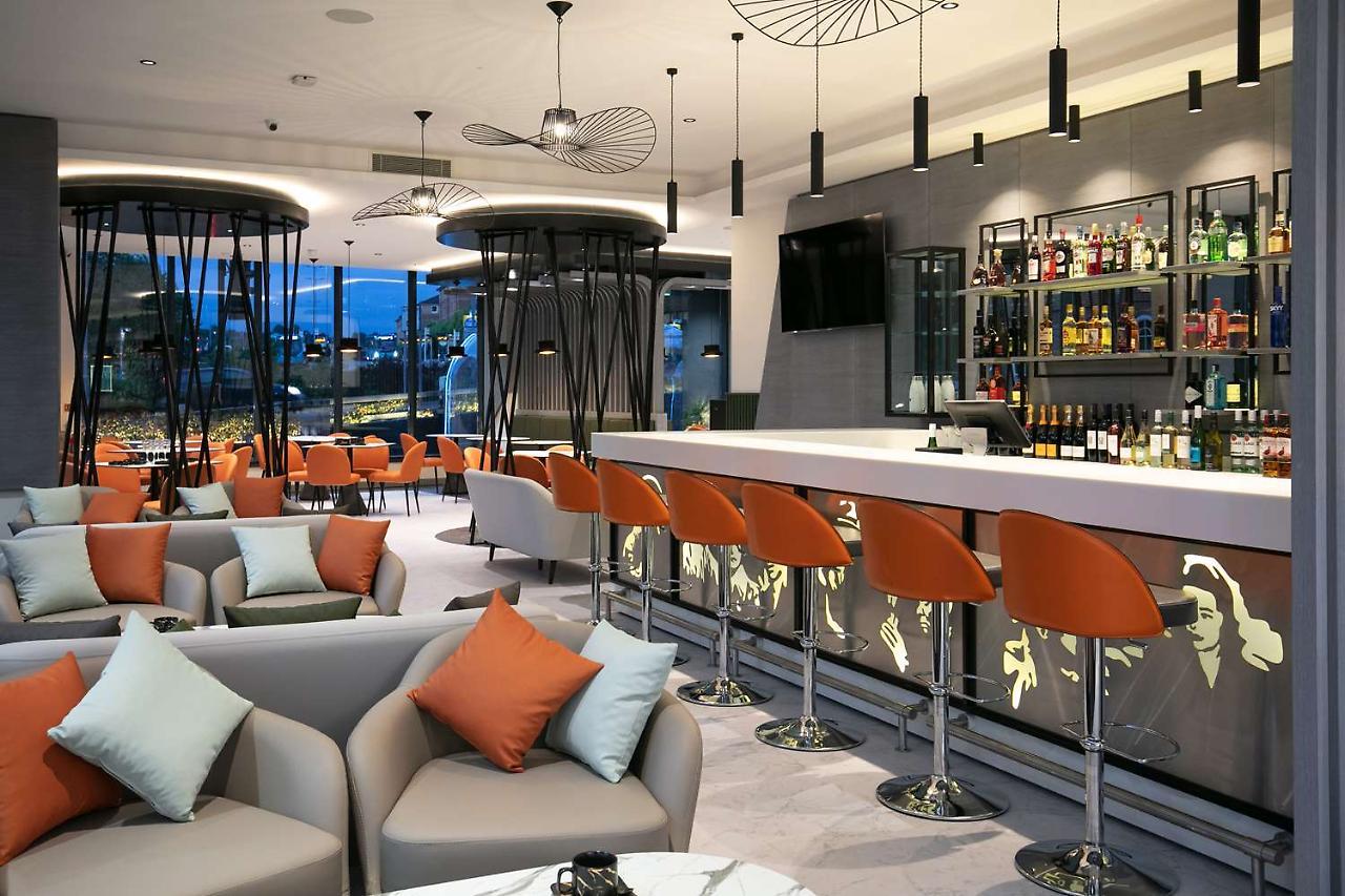 Spark By Hilton Luton 4*