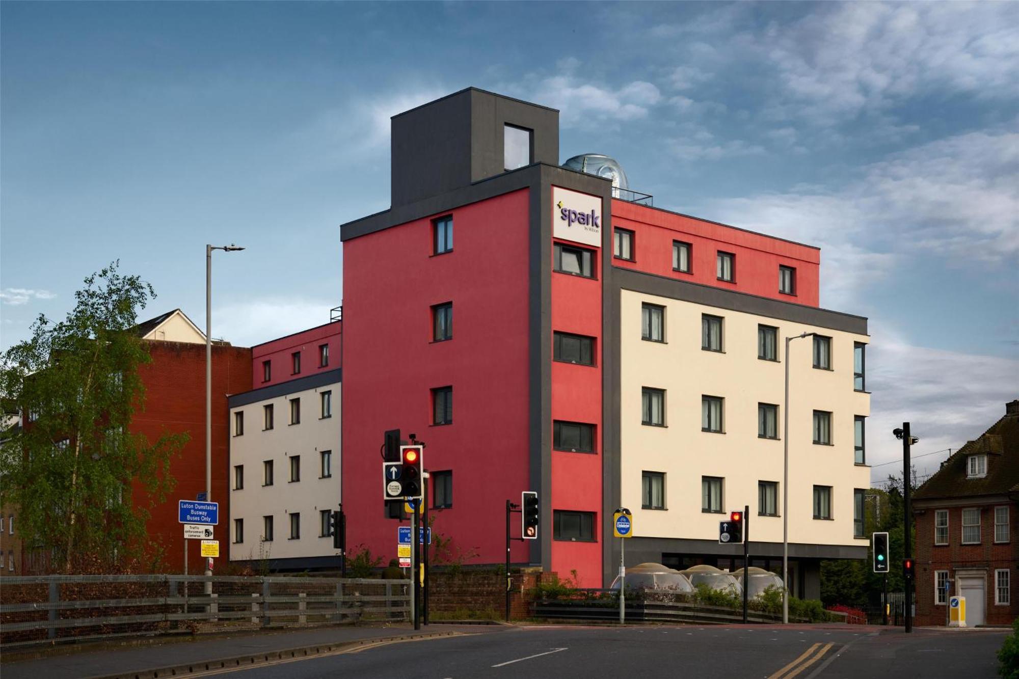 Hotel Spark By Hilton 4*