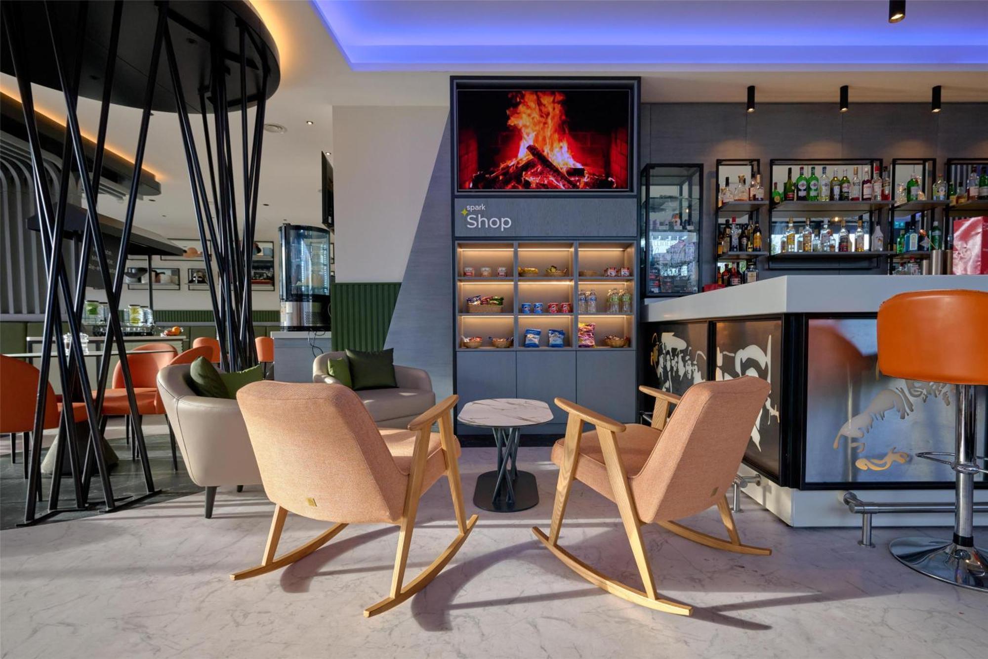 Spark By Hilton Hotel